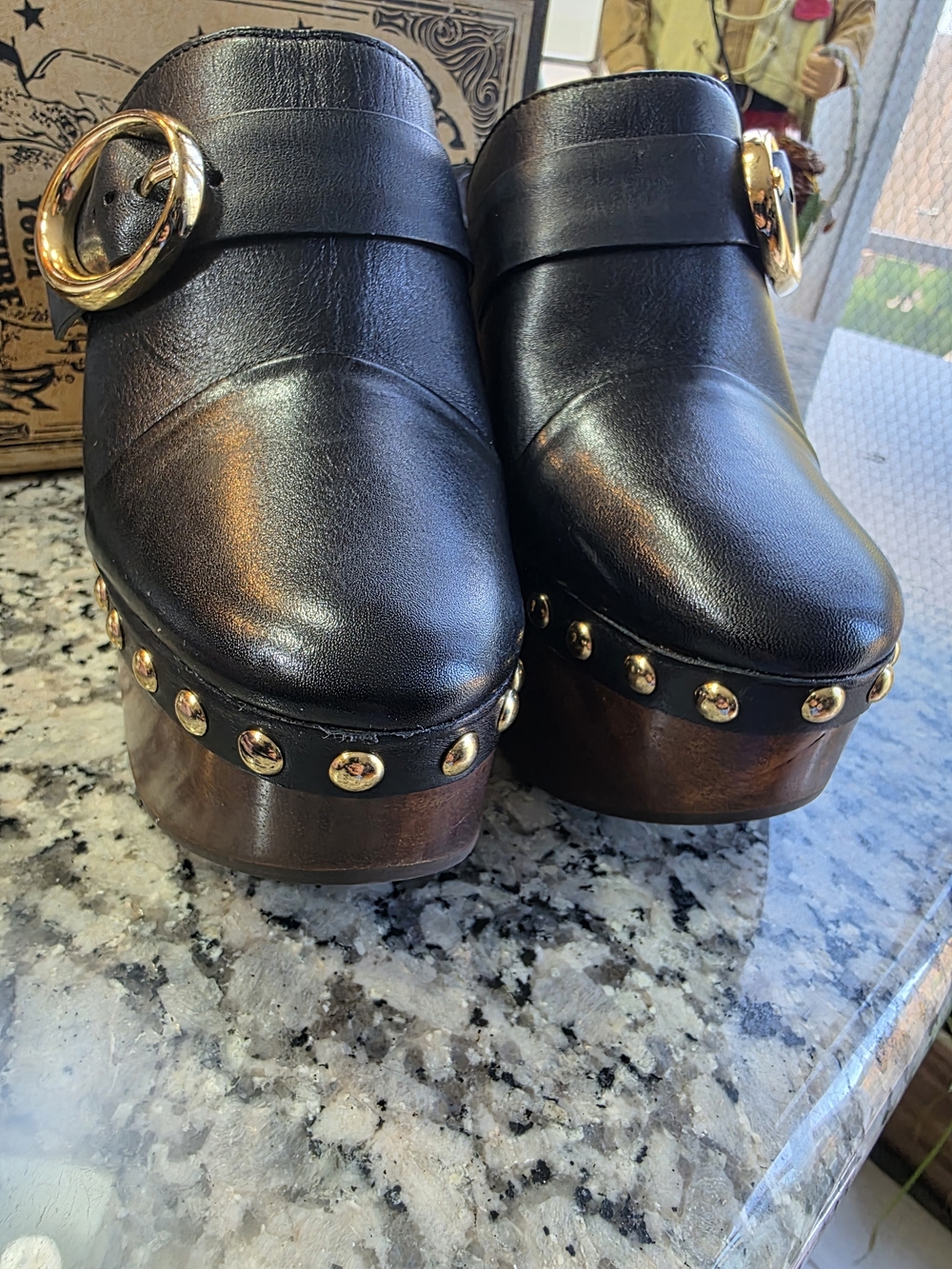 Schuiz!! Piper Black Leather Platform Clogs with Gold Buckle Size 6.5